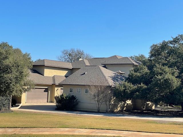 Roof Claim Assessments in Northcliff TX